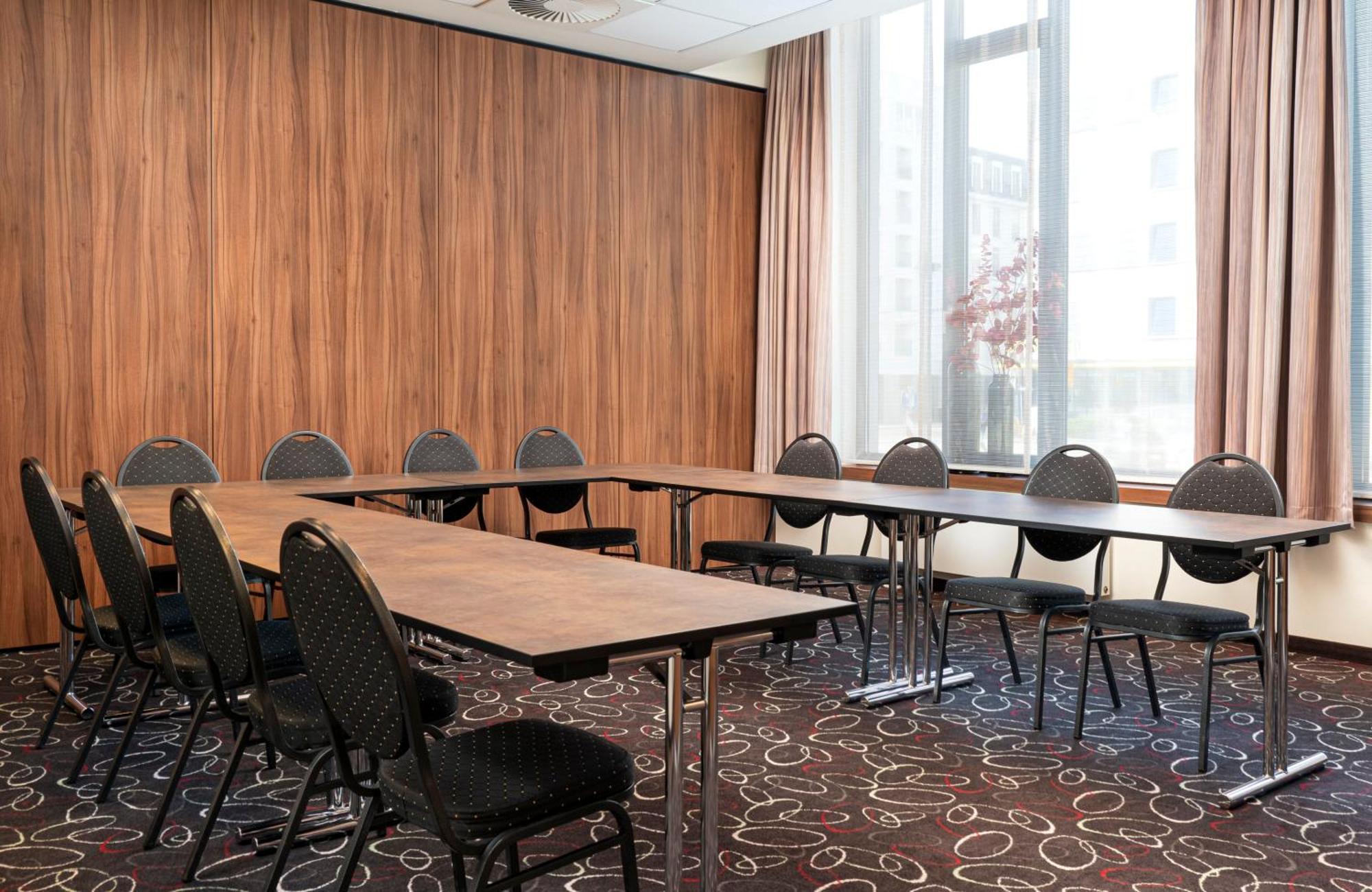 Leonardo Altstadt Hotel