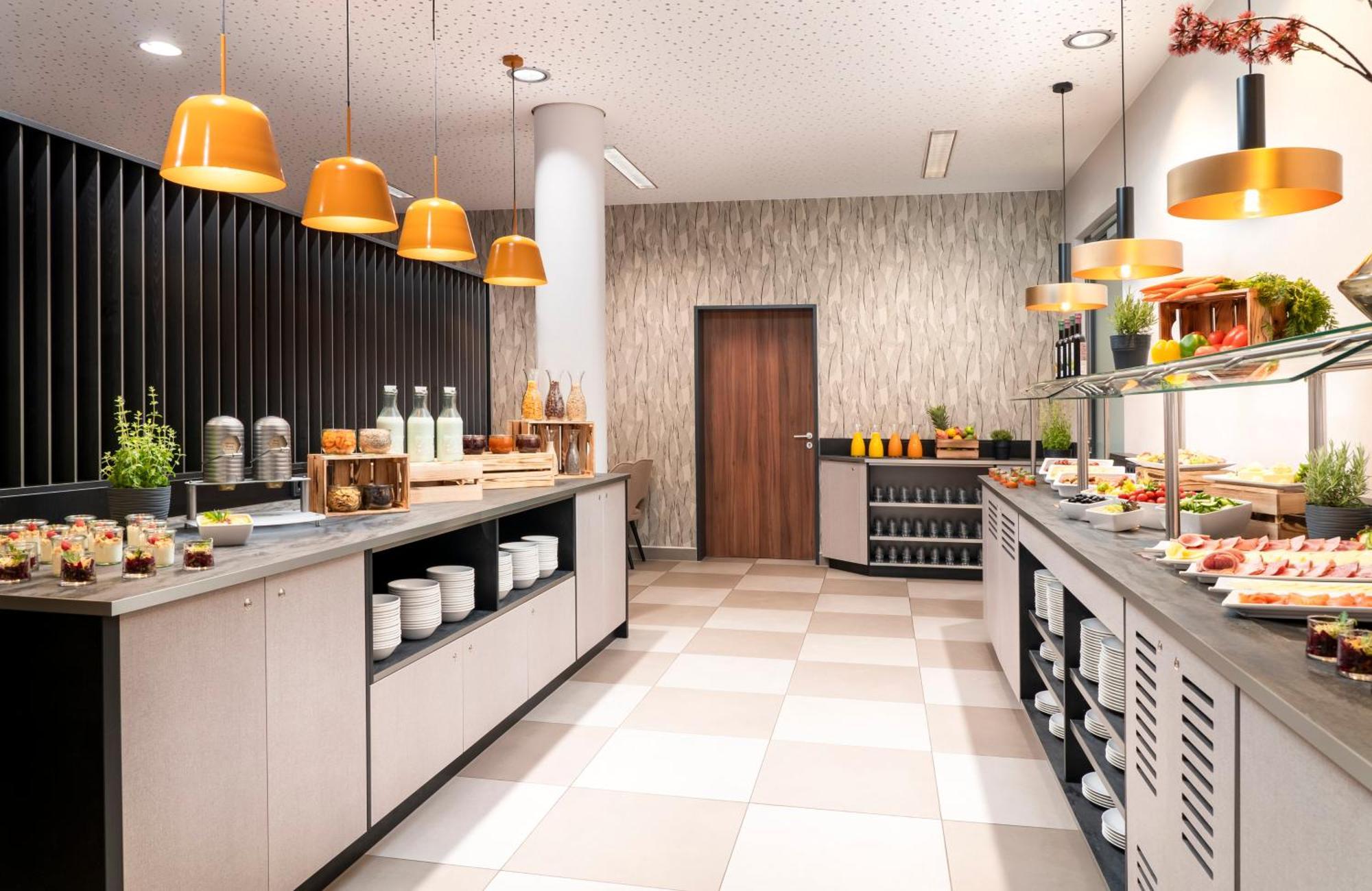 Leonardo Altstadt Hotel 3*