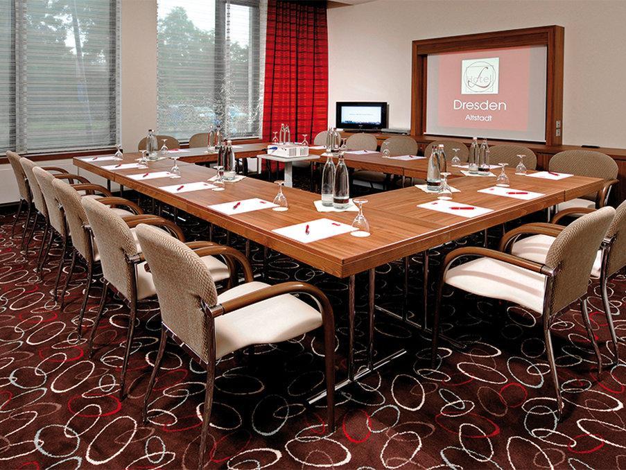 Leonardo Altstadt 3* Dresda